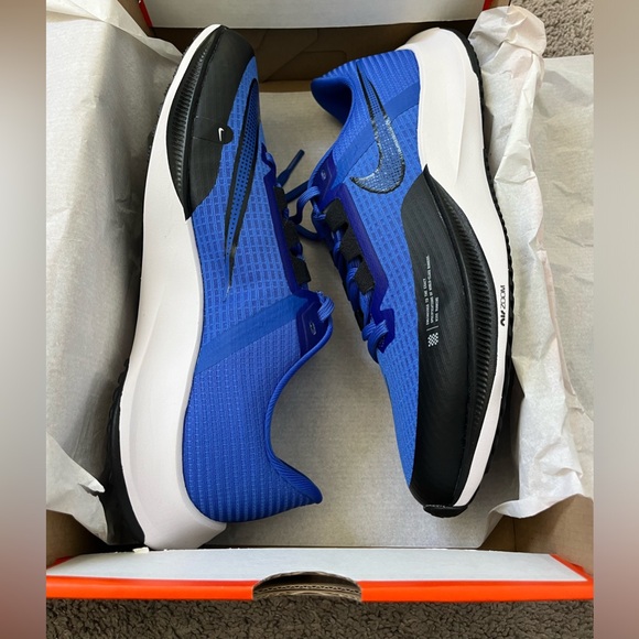 New Nike Rival Fly 3 - Picture 9 of 9